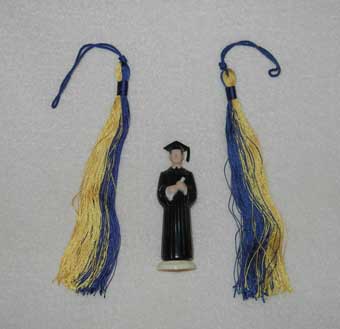 Graduate deco & tassels