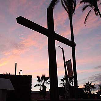 El Campo Santo Cross